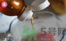 石榴水弄衣服上怎么洗？石榴汁怎么清洗？