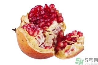 石榴里面白色的能吃嗎？石榴里面的籽可以吃嗎？