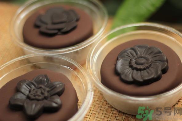 冰淇淋月餅可以帶上飛機(jī)嗎？哈根達(dá)斯冰淇淋月餅可以托運(yùn)嗎？