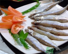 小黃魚(yú)的營(yíng)養(yǎng)價(jià)值 小黃魚(yú)的功效與作用