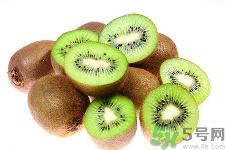 獼猴桃怎么去皮？如何挑選獼猴桃？