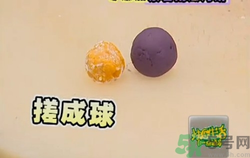 水晶月餅用的什么粉？水晶月餅的做法及配方