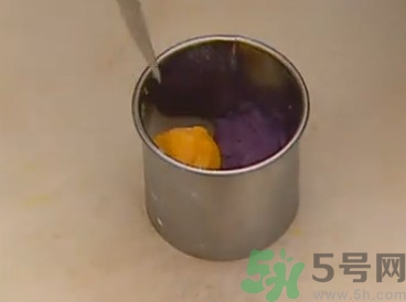 水晶月餅用的什么粉？水晶月餅的做法及配方