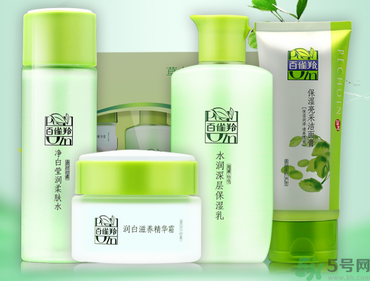 相宜本草和百雀羚哪個好用？百雀羚和相宜本草哪個更好一點？