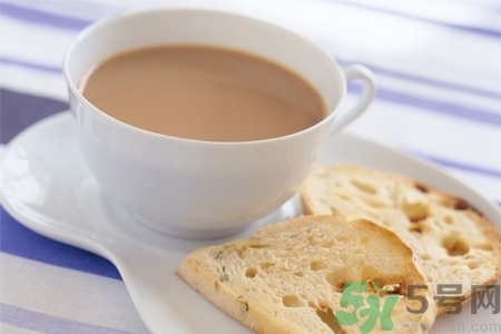 晚上喝奶茶會(huì)失眠嗎？晚上喝奶茶會(huì)不會(huì)失眠？