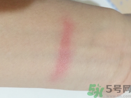 夢(mèng)妝光采裸透氣墊怎么樣？夢(mèng)妝桃花遮瑕氣墊bb好用嗎？