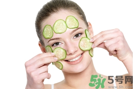 貼黃瓜片后要洗臉嗎？敷黃瓜片后需要洗臉嗎？