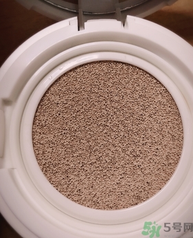 夢(mèng)妝凈致氣墊粉底液怎么用？夢(mèng)妝桃花遮瑕氣墊使用方法