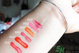 菲詩小鋪水墨絢染水潤(rùn)唇彩怎么樣？菲詩小鋪唇彩好用嗎？