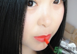 菲詩小鋪水墨絢染水潤(rùn)唇彩怎么樣？菲詩小鋪唇彩好用嗎？