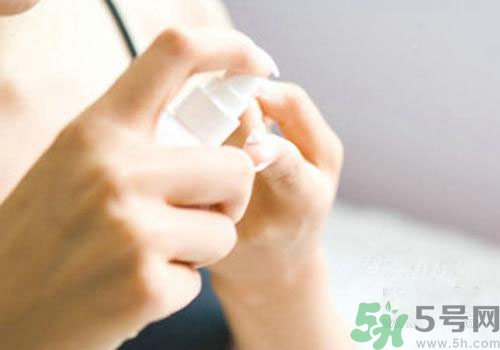 痘痘肌用什么護(hù)膚品好？痘痘肌護(hù)膚品推薦