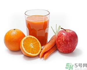蘋果和胡蘿卜能一起吃嗎？蘋果和胡蘿卜能一起榨汁嗎？