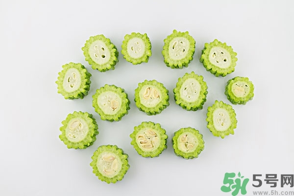 喝苦瓜汁會影響月經(jīng)嗎？來月經(jīng)可以喝苦瓜汁嗎？