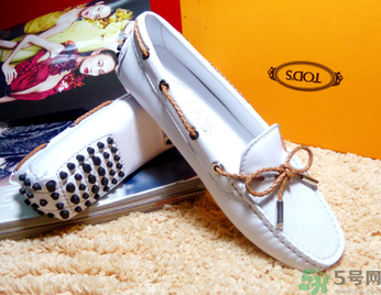 豆豆鞋什么顏色百搭？什么顏色的豆豆鞋百搭？