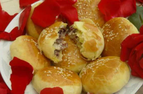 云南火腿月餅?zāi)膫€(gè)牌子好？哪個(gè)牌子的云南火腿月餅最好吃？