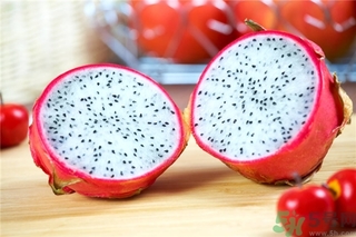 蘋果和火龍果哪個減肥？蘋果和火龍果可以一起榨汁嗎？
