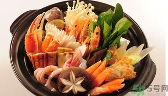 吃海鮮胸部會(huì)變大嗎？吃海鮮會(huì)得乳腺膿腫嗎？