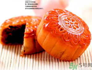 仟吉月餅好吃嗎？仟吉月餅和元祖月餅?zāi)膫€比較好？