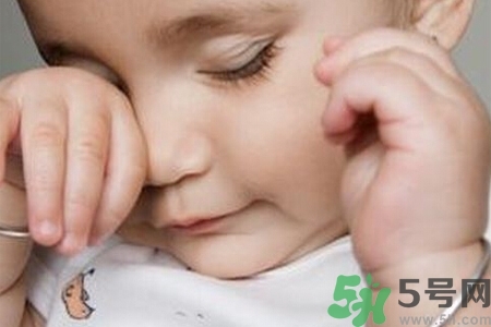 流行性腮腺炎的表現(xiàn)有哪些？?流行性腮腺炎飲食怎么調(diào)理？