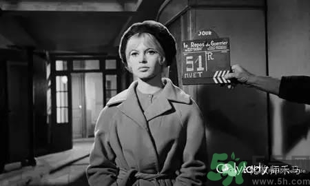 什么是空氣八字劉海？空氣八字劉海怎么剪？