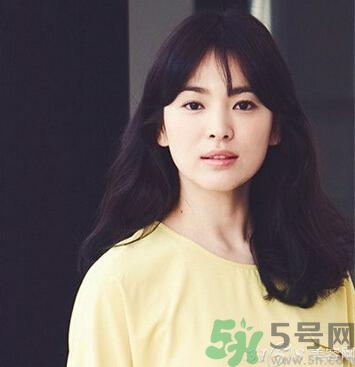 什么人適合空氣八字劉海？什么臉型適合空氣八字劉海？