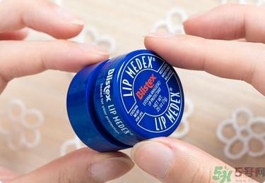 Blistex碧唇小藍(lán)罐好用嗎？怎么用？