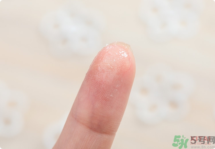 Blistex碧唇小藍(lán)罐好用嗎？怎么用？