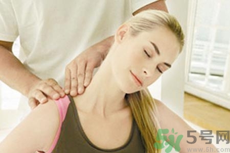 落枕是怎么回事？落枕的原因是什么？