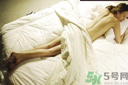 哪些女性不宜裸睡？女人裸睡的七大好處