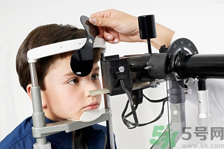 眼睛散光能治好嗎？眼睛散光的癥狀