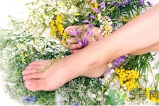 泡腳的好處是什么？泡腳有什么壞處？