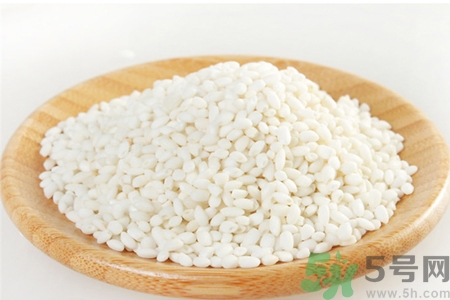 女性吃糯米會(huì)發(fā)胖嗎？5類人要慎食糯米