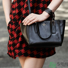 coach和gucci哪個好？coach和gucci哪個好看？