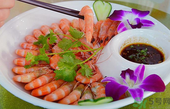 水煮蝦煮多長(zhǎng)時(shí)間？水煮蝦煮幾分鐘？