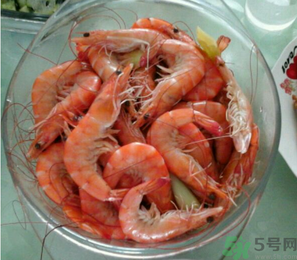 水煮蝦煮多長(zhǎng)時(shí)間？水煮蝦煮幾分鐘？