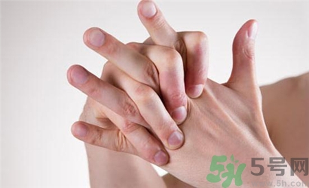 懷孕手指關節(jié)疼是什么原因?孕婦手指關節(jié)疼怎么辦?