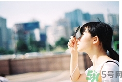 女性頭暈?zāi)垦Ｔ趺椿厥拢颗灶^暈?zāi)垦Ｔ趺崔k？