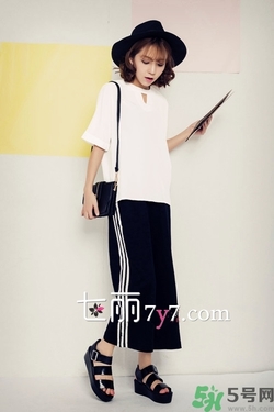 闊腿褲配什么鞋子好看？穿闊腿褲配什么鞋子？