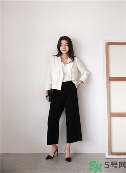 闊腿褲配什么鞋子好看？穿闊腿褲配什么鞋子？