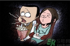 ?引起打嗝的原因是什么？寶寶打嗝不止怎么辦？