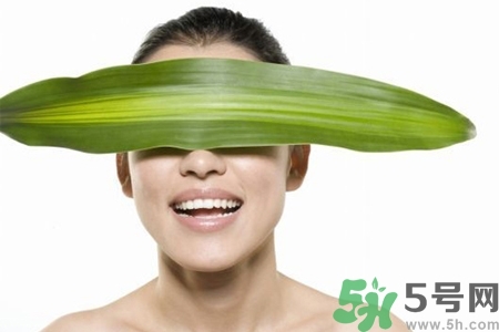 黑眼圈是怎么形成的？黑眼圈是什么原因引起的？