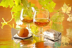 板栗和什么一起泡酒好？板栗泡酒的功效與作用有哪些？