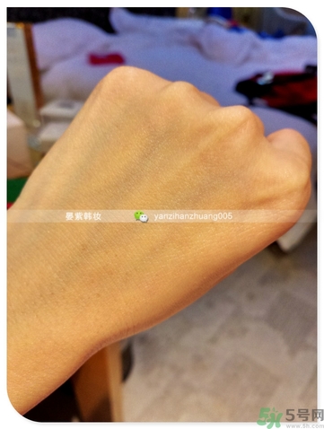 ahc玻尿酸噴霧怎么用？ahc b5玻尿酸噴霧使用方法