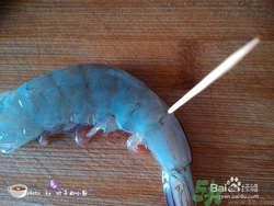 活蝦怎么處理干凈蝦線？活蝦怎么去蝦線？