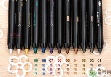 solone眼線筆怎么削？怎么推出來(lái)？