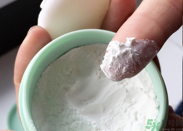 the saem得鮮散粉怎么樣？the saem薄荷散粉好用嗎？