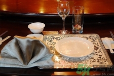 開水燙餐具能消毒嗎？高溫能消毒餐具嗎？