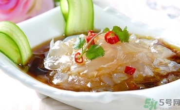 海蜇可以生吃嗎？海蜇可以炒著吃嗎？