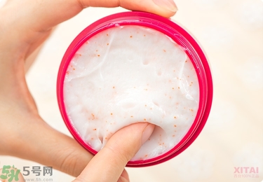 資生堂護(hù)手霜怎么樣？資生堂護(hù)手霜100g紅罐好用嗎？