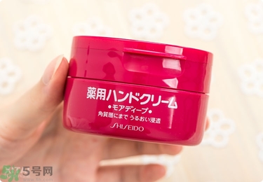 資生堂護(hù)手霜怎么樣？資生堂護(hù)手霜100g紅罐好用嗎？